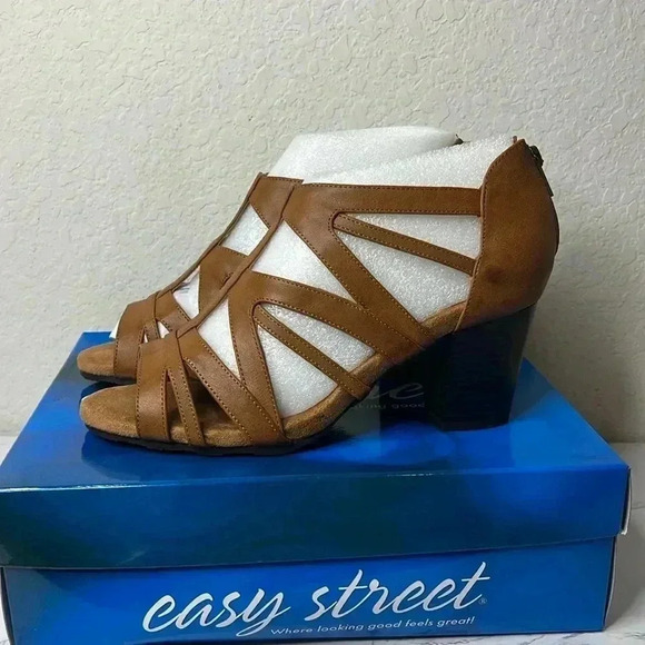 Easy Street Amaze Sandals Size 10 W - Picture 6 of 15